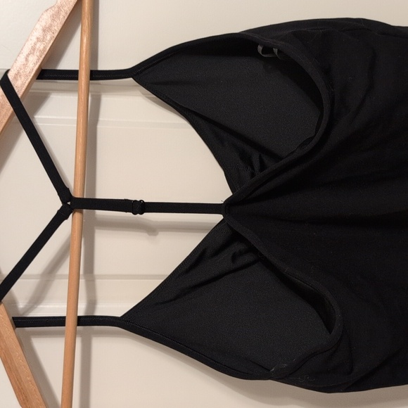 Old Navy Studiosmooth Tank Top - Picture 4 of 6